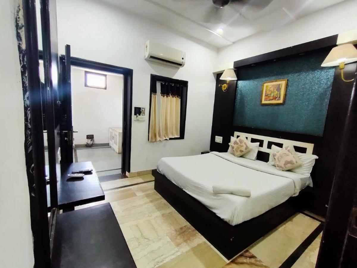 Hotel Laxman Resort By The Golden Taj Group &Hotels Agra  Extérieur photo